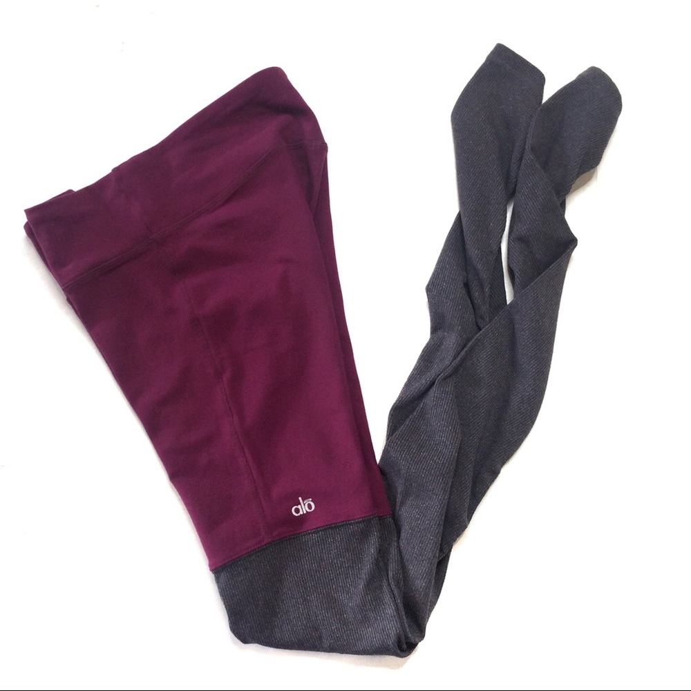 ALO Yoga WHITE and Gray Colorblock Leggings - Picture 13 of 16